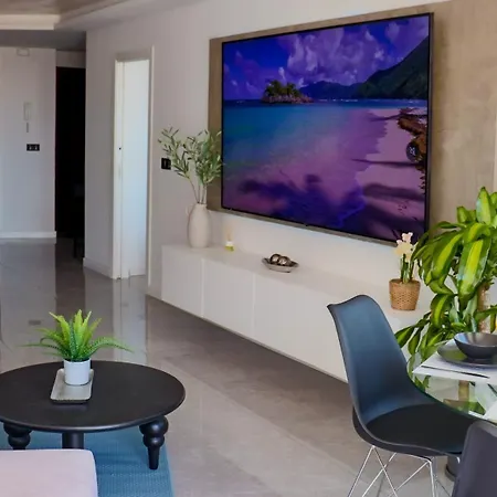Torre Lll Apartment